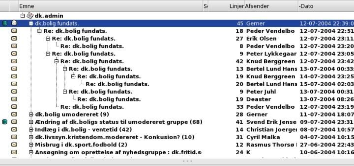 Screenshot of a newsreader article list with Danish column headings Emne, Linjer, Afsender and Dato. The top thread is expanded into eleven indented replies all sharing the subject line “Re: dk.bolig fundats.”, and six further threads below it are collapsed, with article counts in brackets after their subjects.